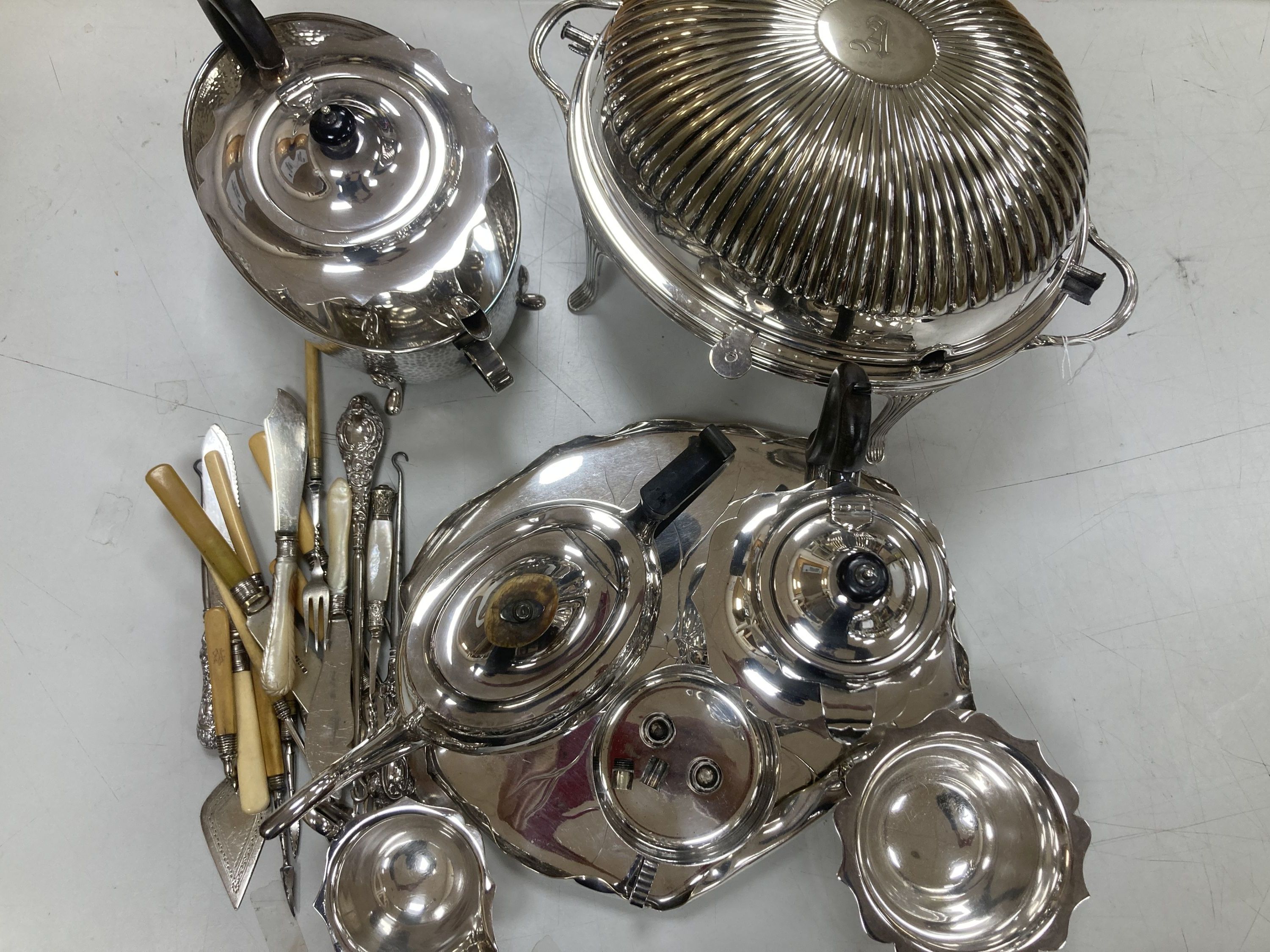 A quantity of assorted plated ware